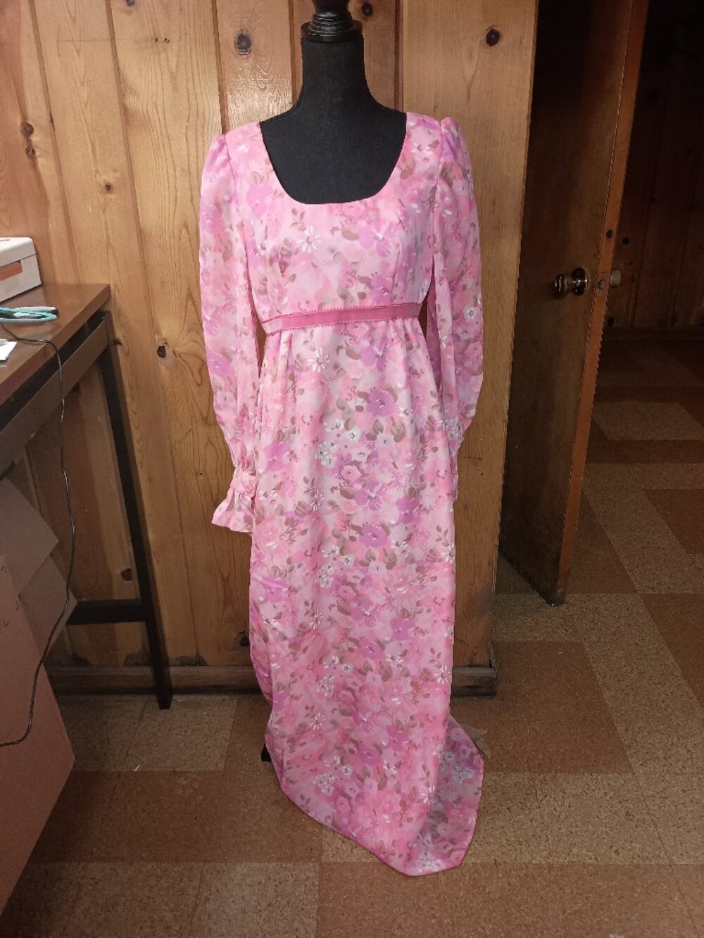 Vintage 1970s Floral Dress Small Medium Pink Groovy Bridesmaid Maxi Mod Prairie